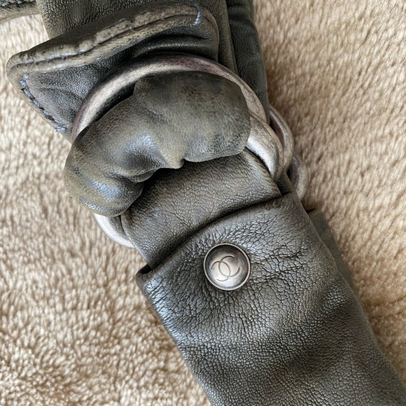 🛑🛑Reduced 🛑🛑Le Marais  Distressed Chanel Tote - Picture 8 of 16